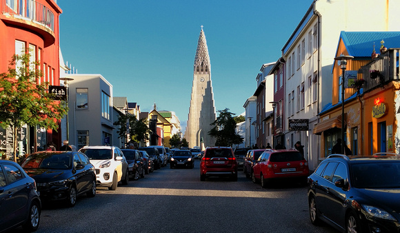 Reykjavik street scene Hallgrimskirkga cathedral