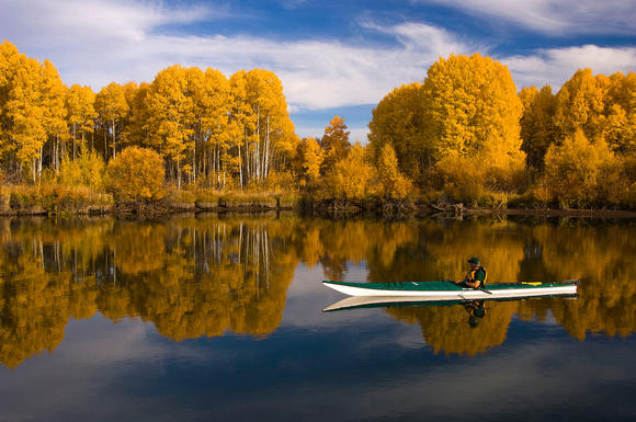 Kayakers enjoy Fall along the Deschutes River
